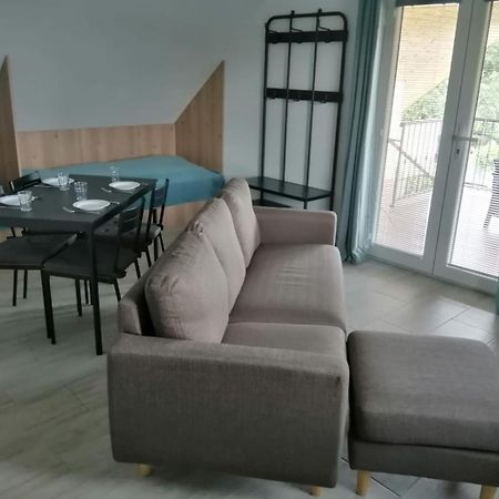 Zlatno 66 Bed & Breakfast Zlate Moravce Bagian luar foto